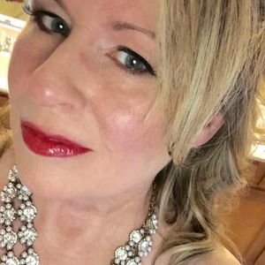 Meet your Posher, Stacee